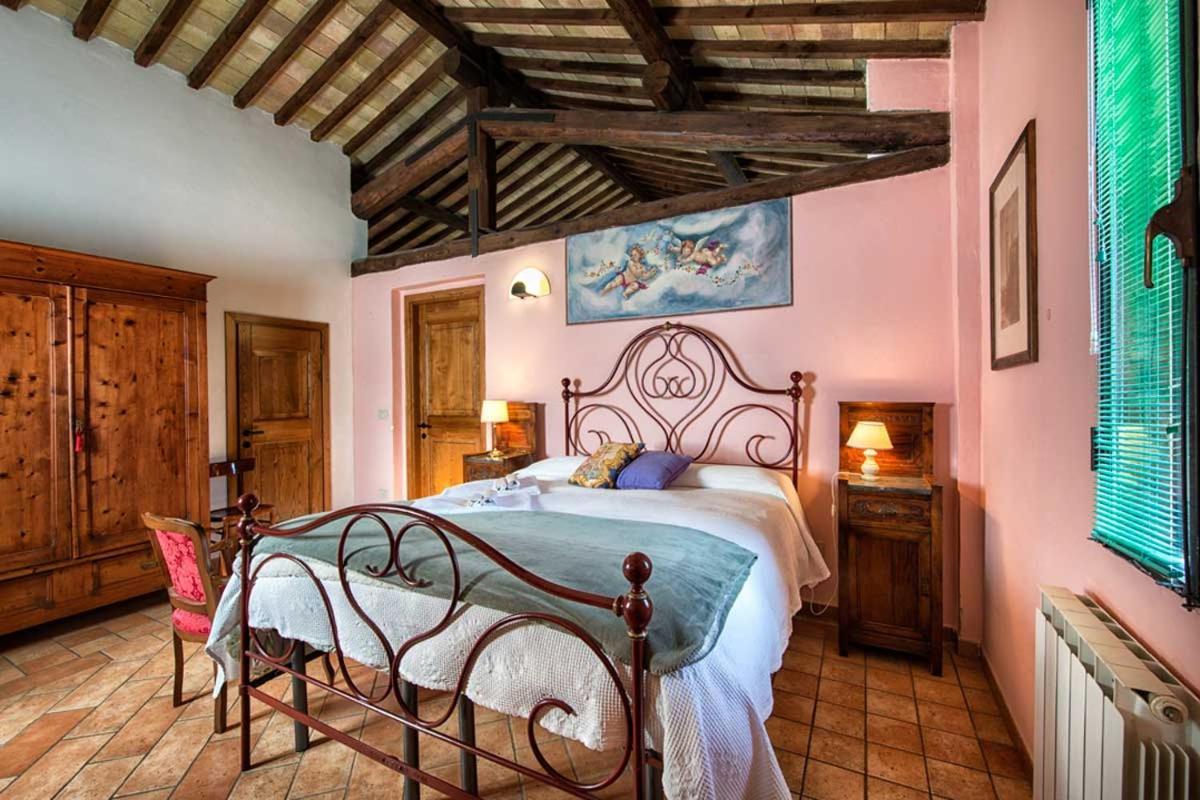 Croce Di Mezzo Villa Montalcino Exteriör bild