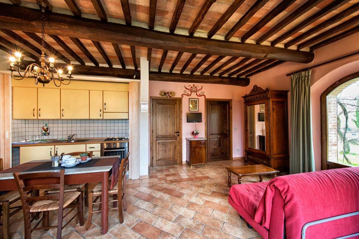 Croce Di Mezzo Villa Montalcino Exteriör bild