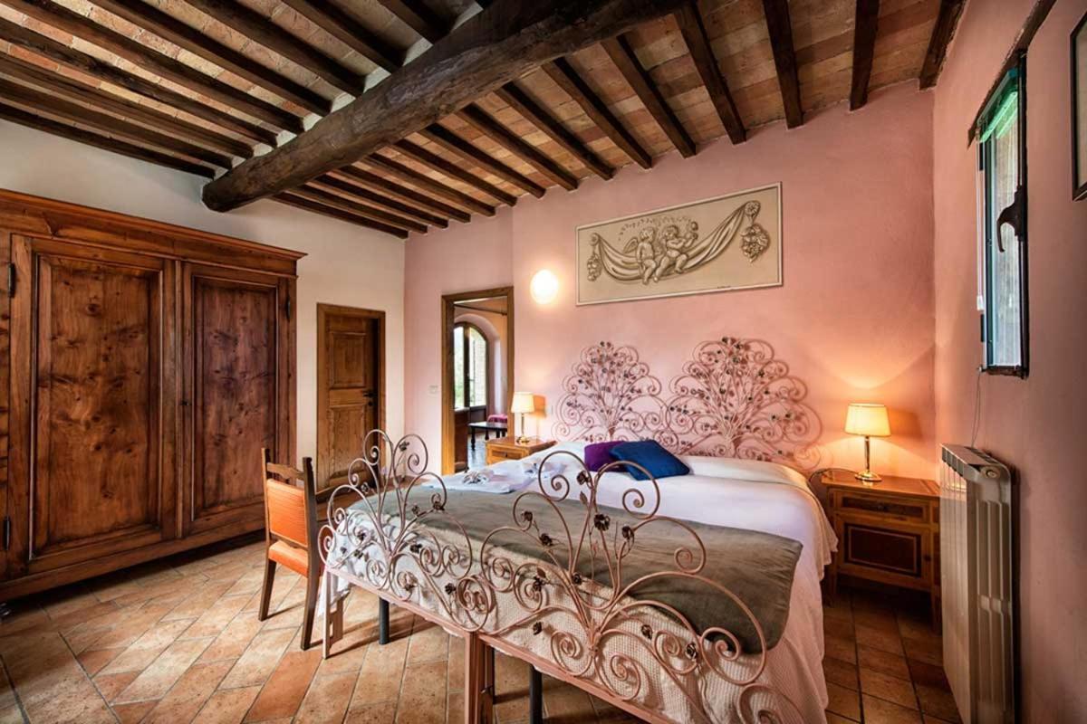 Croce Di Mezzo Villa Montalcino Exteriör bild