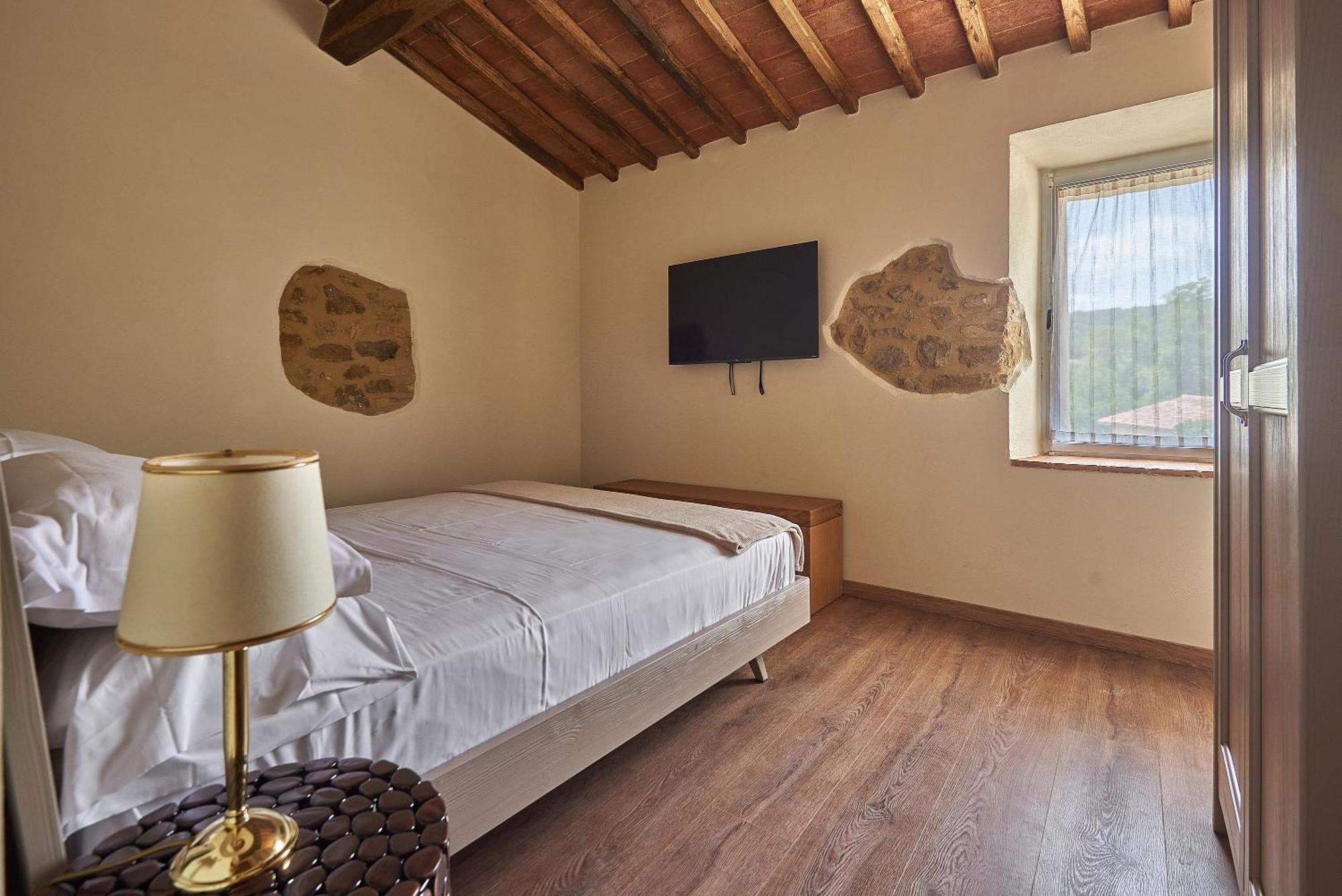 Croce Di Mezzo Villa Montalcino Exteriör bild