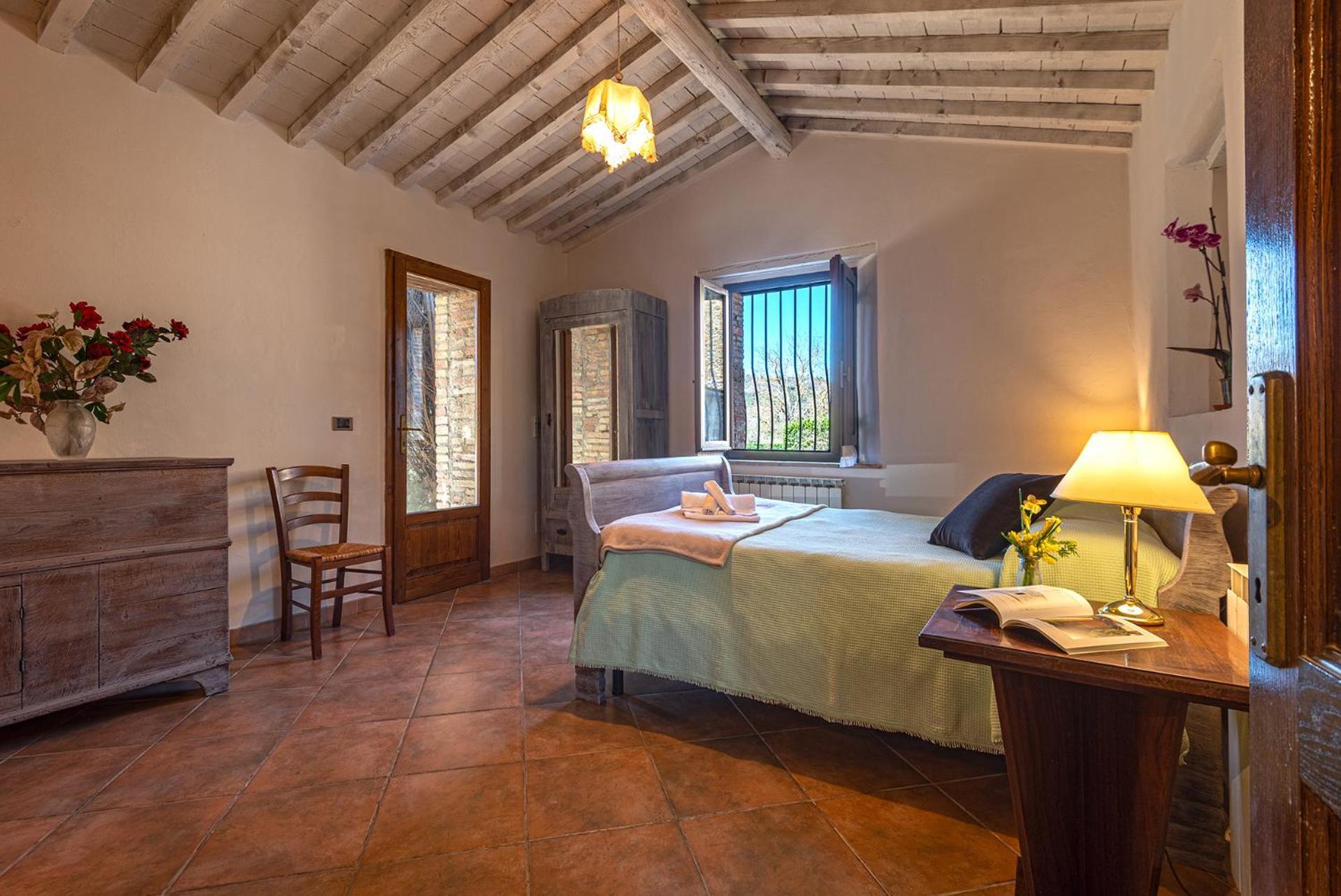 Croce Di Mezzo Villa Montalcino Exteriör bild